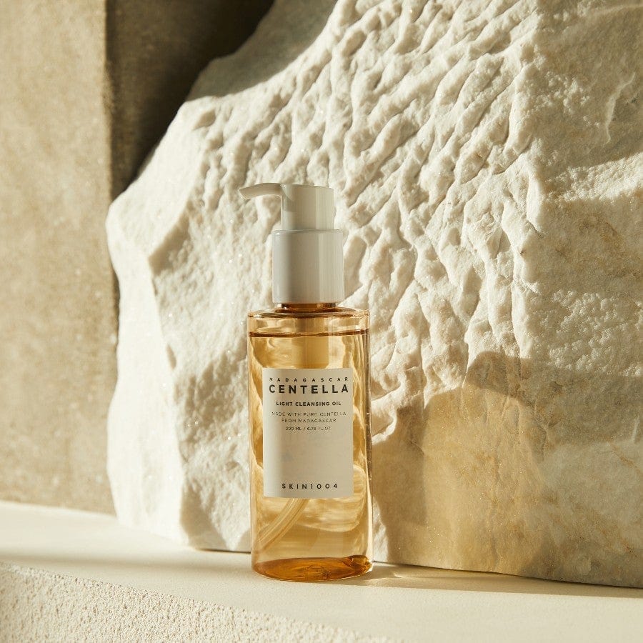 SKIN1004 Madagascar Centella Light Cleansing Oil Face Cleanser 200ml